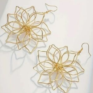 Natasha Couture Wire Flower Earrings